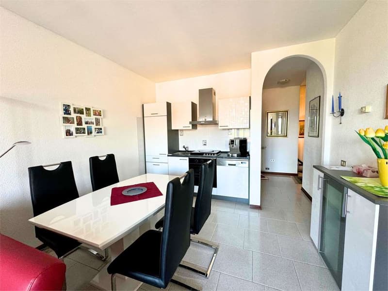 For Sale in Brezzo di Bedero (4)