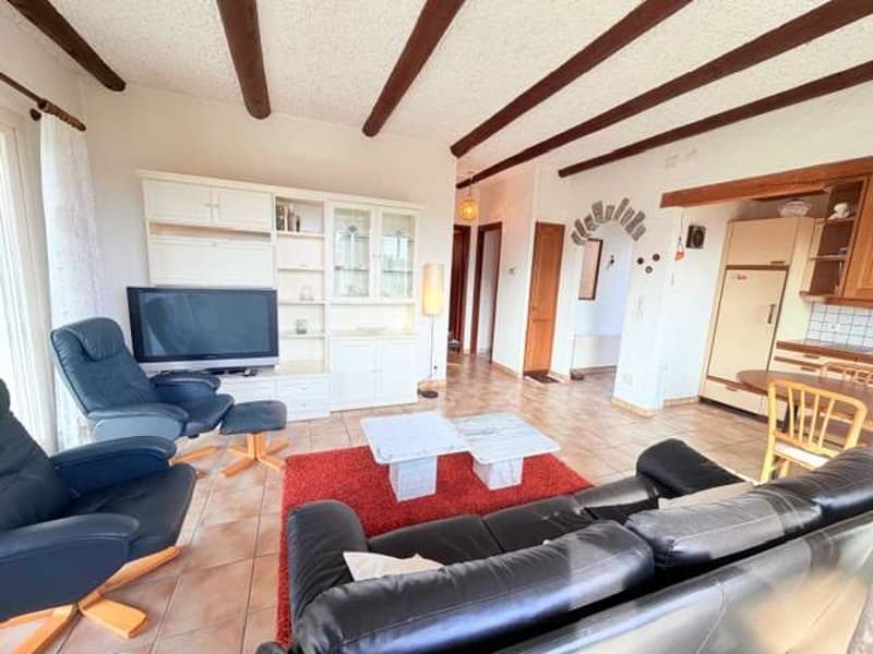 Une maison unifamiliale très soignée dans un emplacement calme et ensoleillé (4)