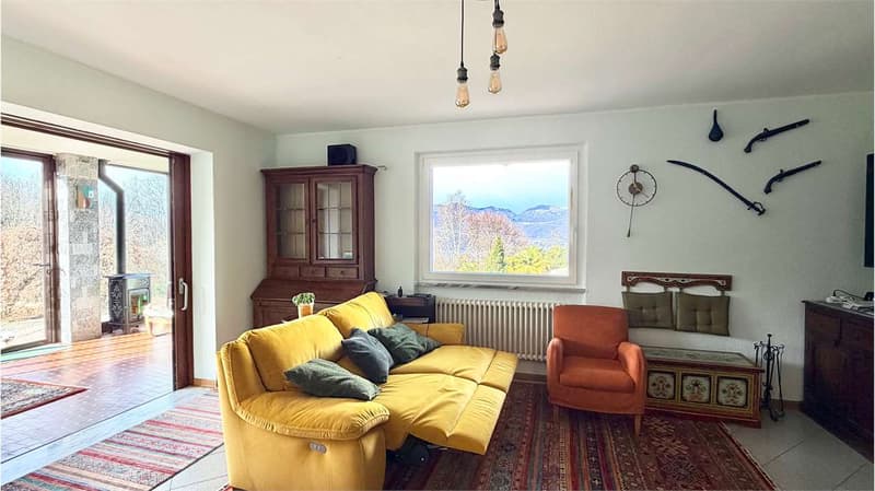 For sale in Montegrino Valtravaglia (5)