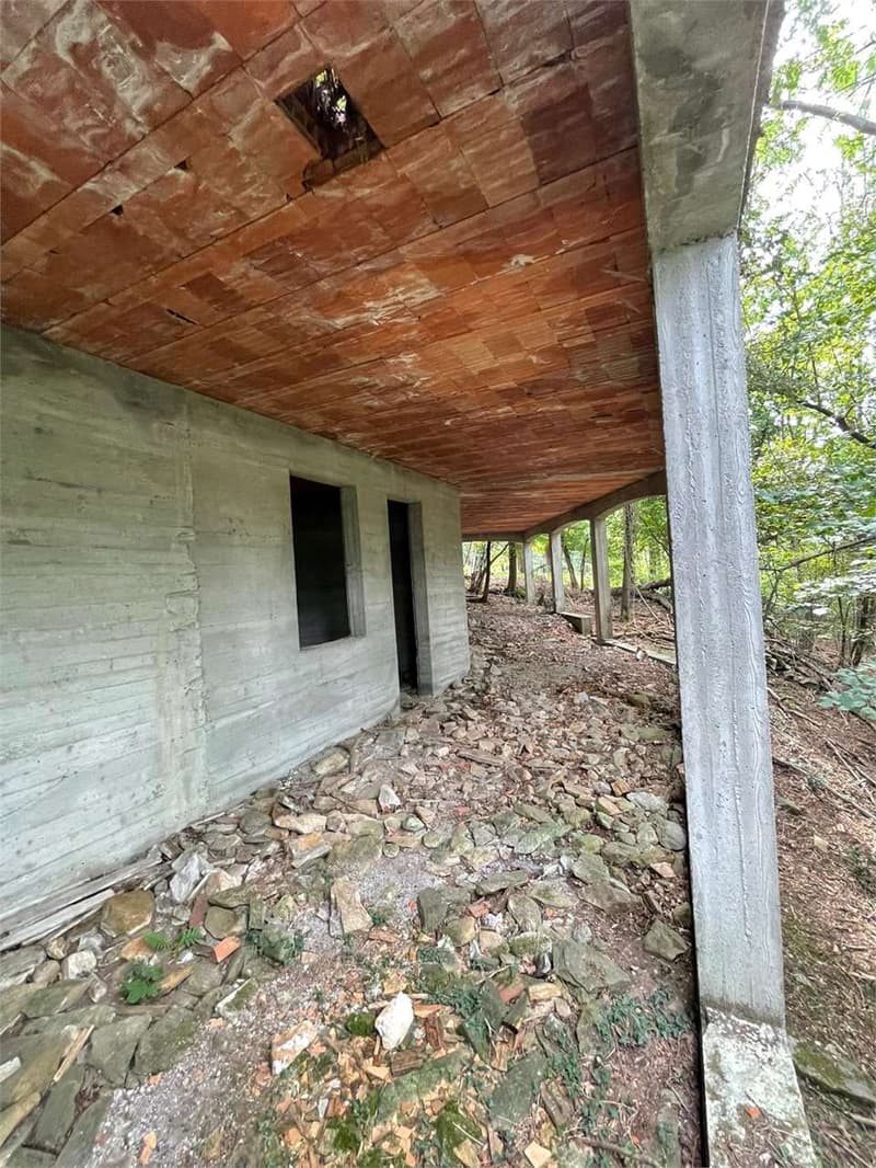 Rustico zum Fertigstellen, mit großem Grundstück, in privater Lage mit Aussicht (10)