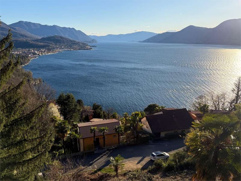 Zweizimmer-Eckwohnung mit renoviertem schönen Terrassenbereich und traumhafter Seeblick (11)
