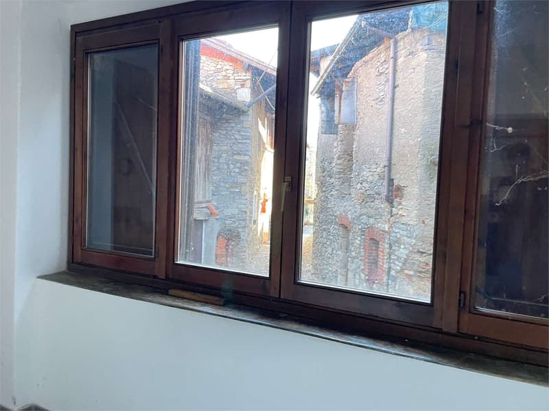 Country house to be renovated in a quiet and sunny location (7)