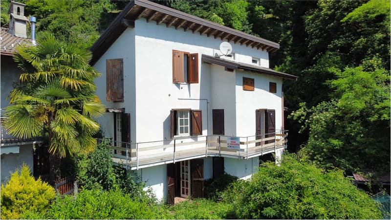 Casa indipendente da ammodernare in una posizione tranquilla e soleggi (1)