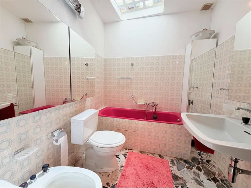 DIRECTEMENT SUR LE LAC!!! Résidence exclusive au bord du lac avec accès privé à l'eau (13)