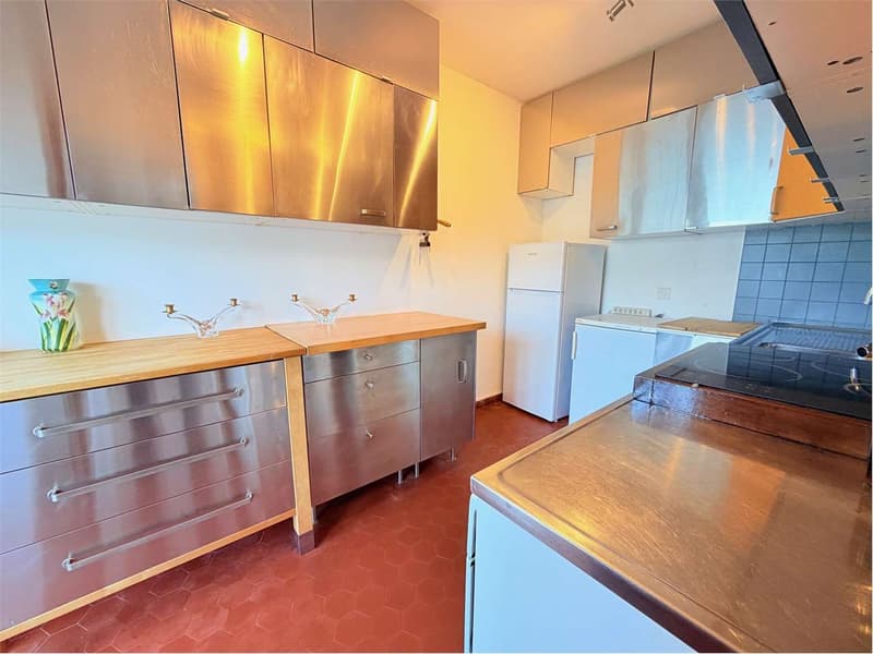 DIRECTEMENT SUR LE LAC!!! Résidence exclusive au bord du lac avec accès privé à l'eau (7)
