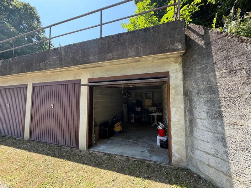 Schönes Zweizimmerapartment mit Terrasse, Pool und Garage (13)