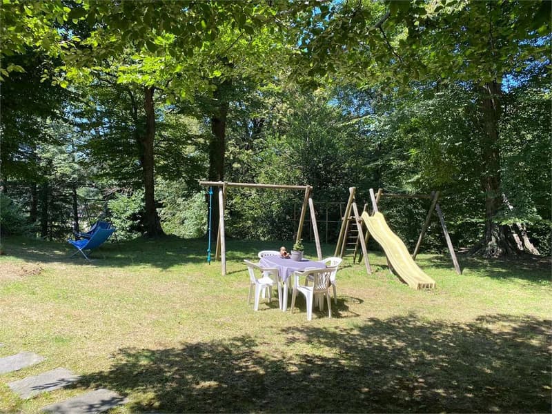 Schönes Zweizimmerapartment mit Terrasse, Pool und Garage (10)