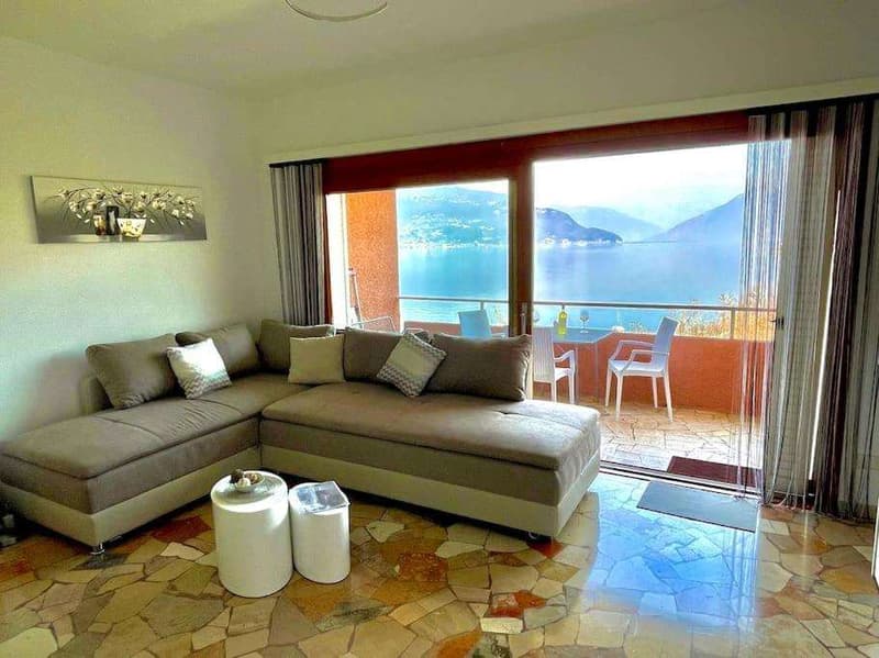 Sorgfältig gestalteter Eckstudio im letzten Stock mit bezauberndem Seeblick (2)