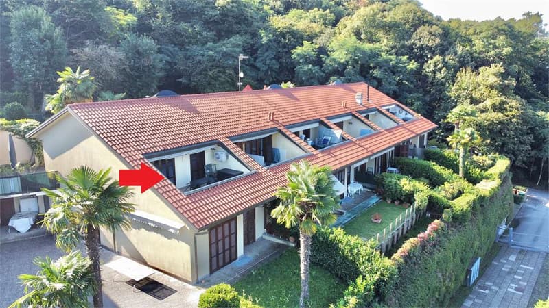 Bel appartement avec piscine et vue lac magnifique (1)