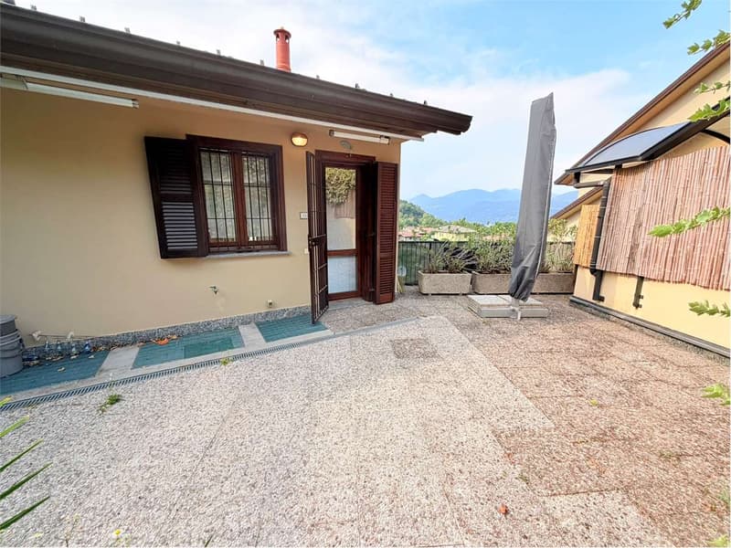 Bel appartement avec piscine et vue lac magnifique (3)