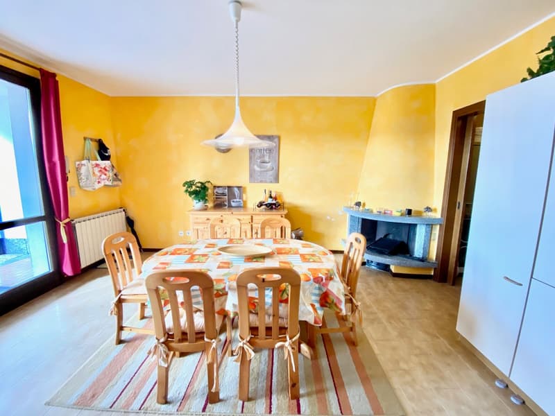 Schönes Reihenmittelhaus in ruhiger und sonniger Süd-Lage mit Terrassen und traumhaftem Seeblick (9)