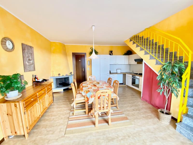 Schönes Reihenmittelhaus in ruhiger und sonniger Süd-Lage mit Terrassen und traumhaftem Seeblick (7)