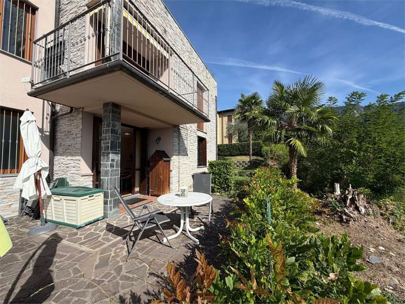 Splendido e curatissimo trilocale con giardino in una posizione tranqu (9)