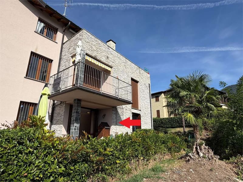 Splendido e curatissimo trilocale con giardino in una posizione tranqu (1)