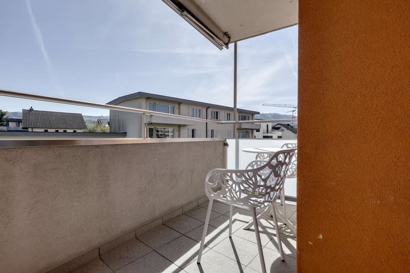 Modernes Coliving zwischen See, Stadt und Karriere in Baar (11)
