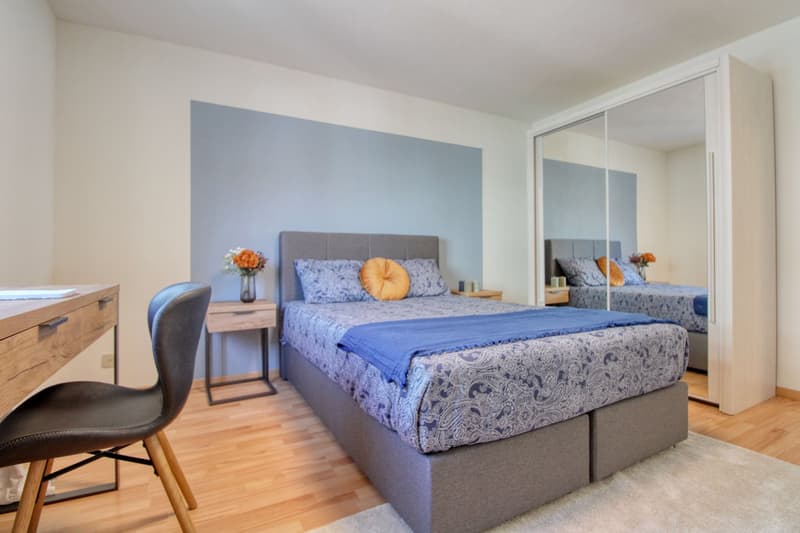 Möbliertes Zimmer in modernisierter Wohnung an top Lage (6)