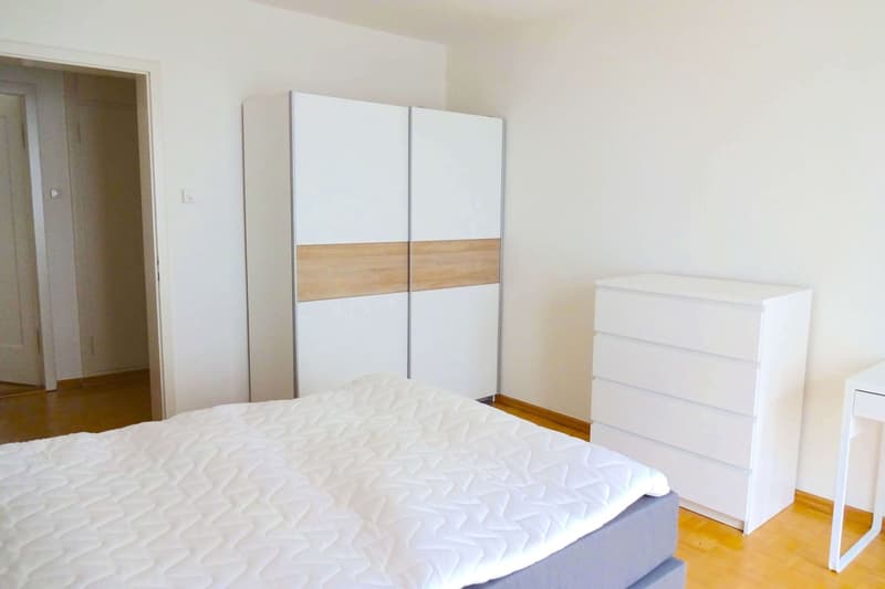 Möbliertes Zimmer an ruhiger Lage (3)