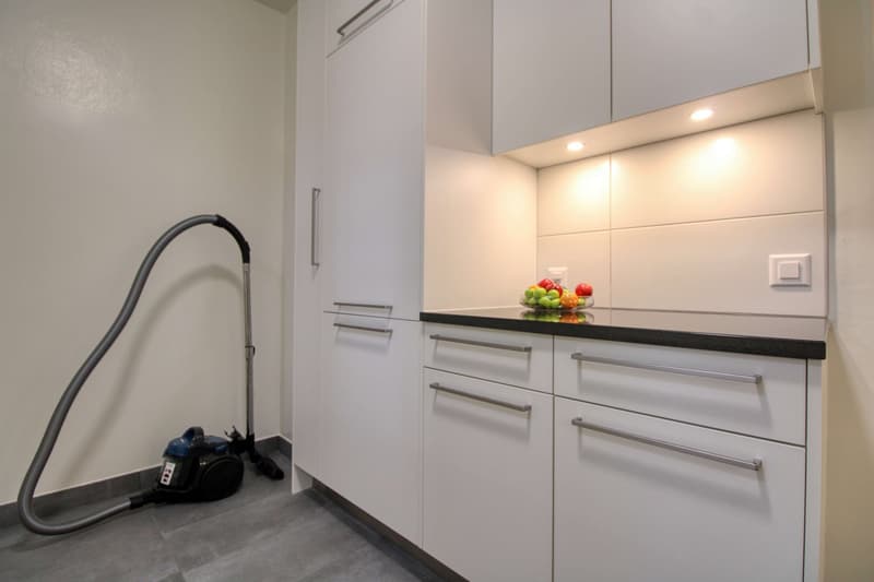 Un espace de coliving moderne dans le quartier vivant de Maupas à Lausanne (7)