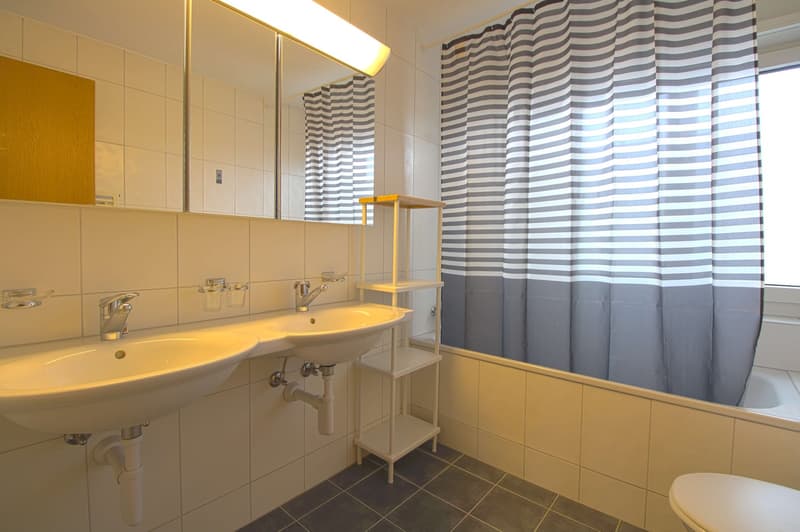 ONLINE BESICHTIGUNG WG-Zimmer (8)