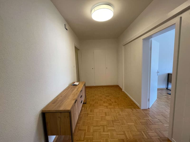 Furnished room in modernised apartment in a top location (19)
