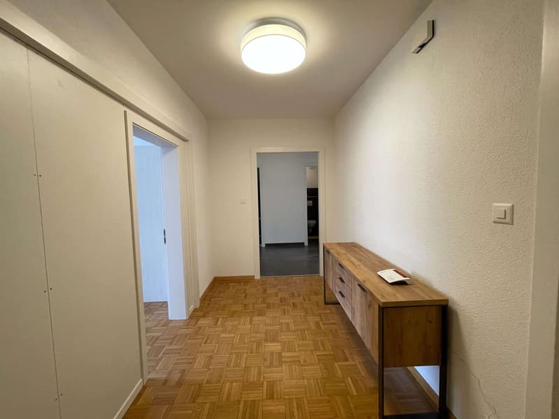 Furnished room in modernised apartment in a top location (22)
