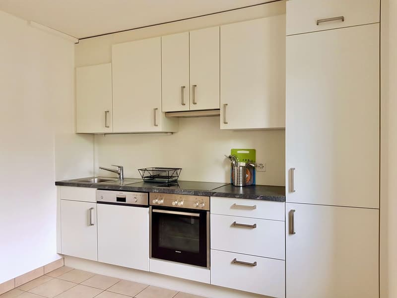 Furnished room in modernised apartment in a top location (9)