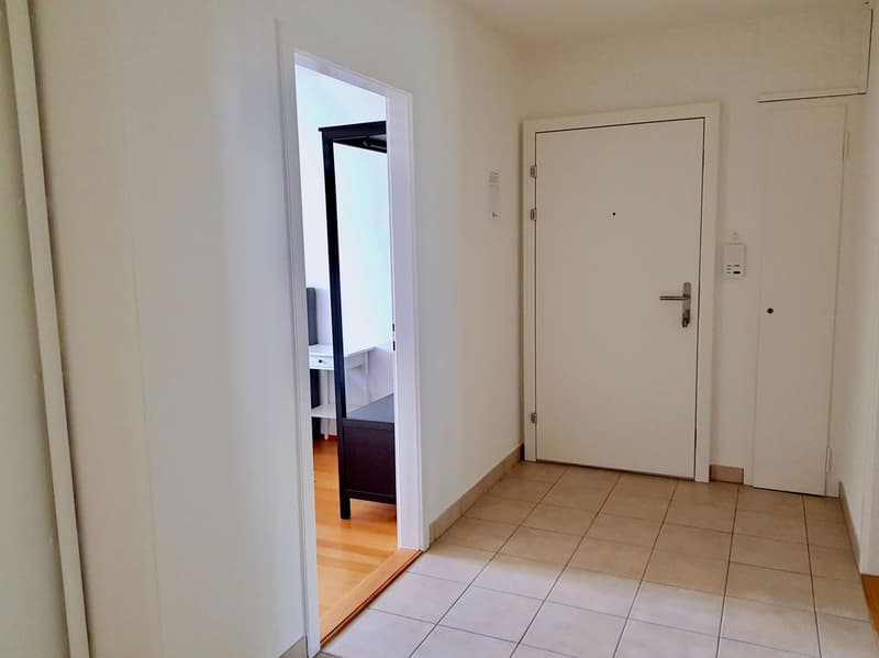 Furnished room in modernised apartment in a top location (5)