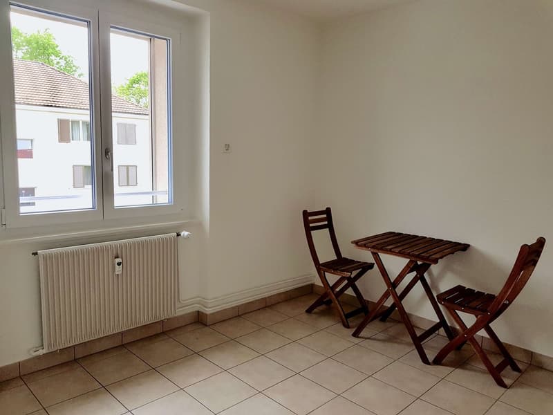 Furnished room in modernised apartment in a top location (8)