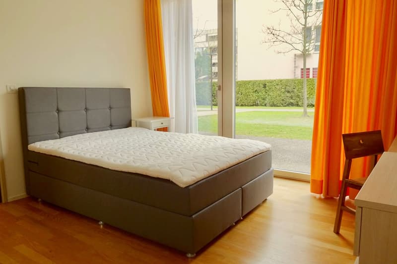 Stilvoll möbliertes Community Studio in Zürich Seebach (4)