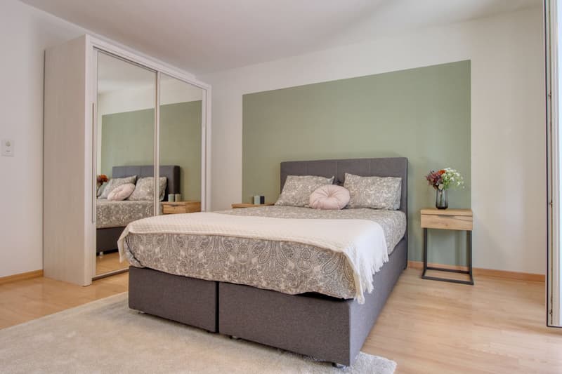 Your Next Chapter Starts Here - Furnished Room in a Top Location (7)