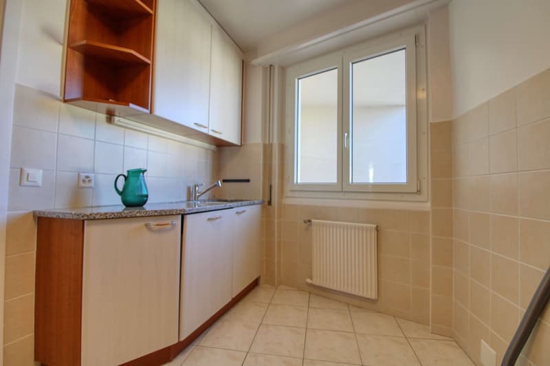 Furnished room in modernised apartment in a top location (18)