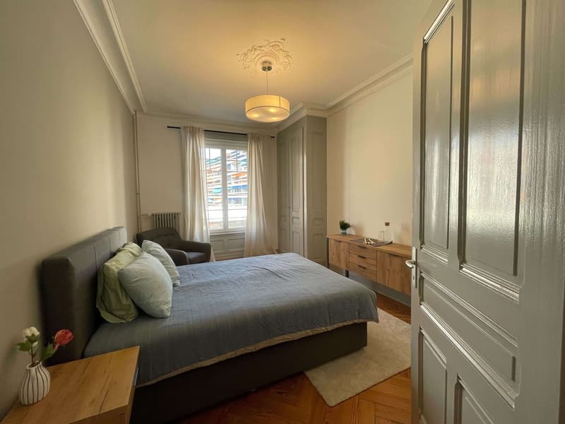 Your Next Chapter Starts Here - Furnished Room in a Top Location (6)