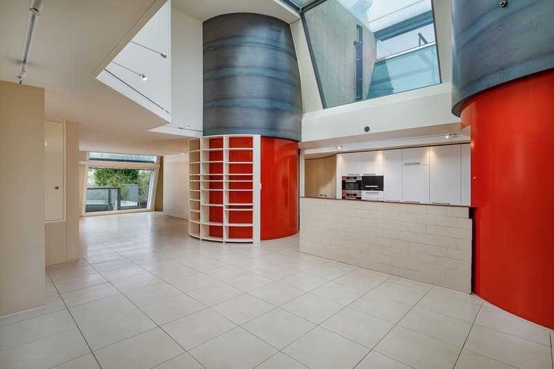 Grosse, moderne 6.5 Zimmer-Wohnung (1)