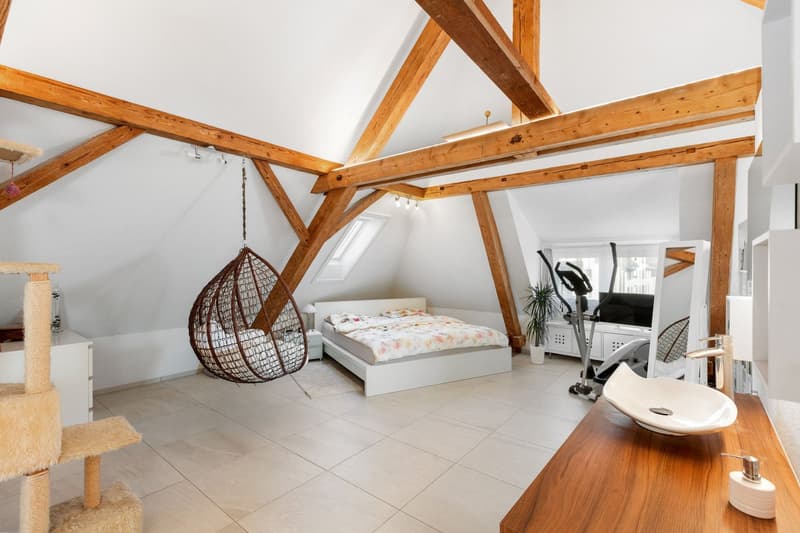 Residential and Commercial Building in 8637 Laupen ZH (3)