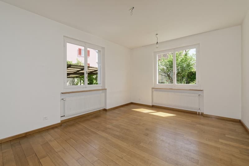 Paradis familial à Zurich Höngg – Maison mitoyenne 5 pièces avec grand jardin ensoleillé (4)