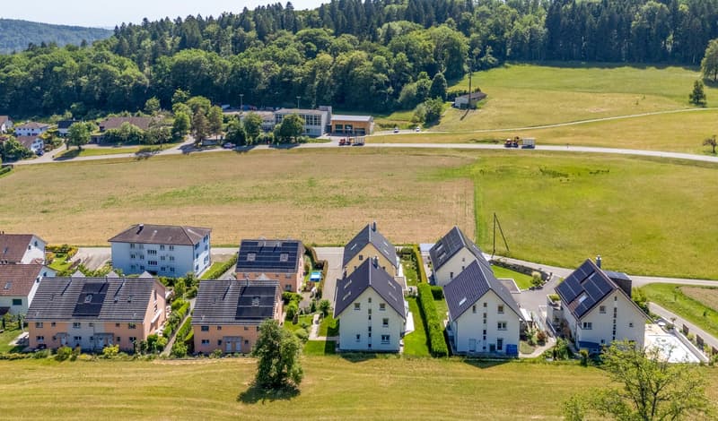 Freistehendes 5.5-Zimmer-Einfamilienhaus in Hüntwangen (12)
