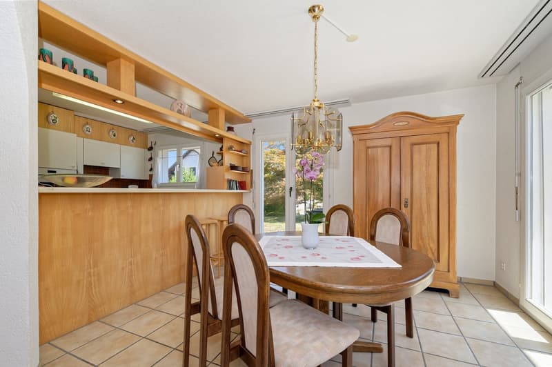 Charming single-family house with pool and large hobby room (3)