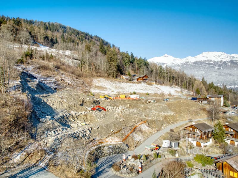 Developed building land with 9 approved buildings (7)