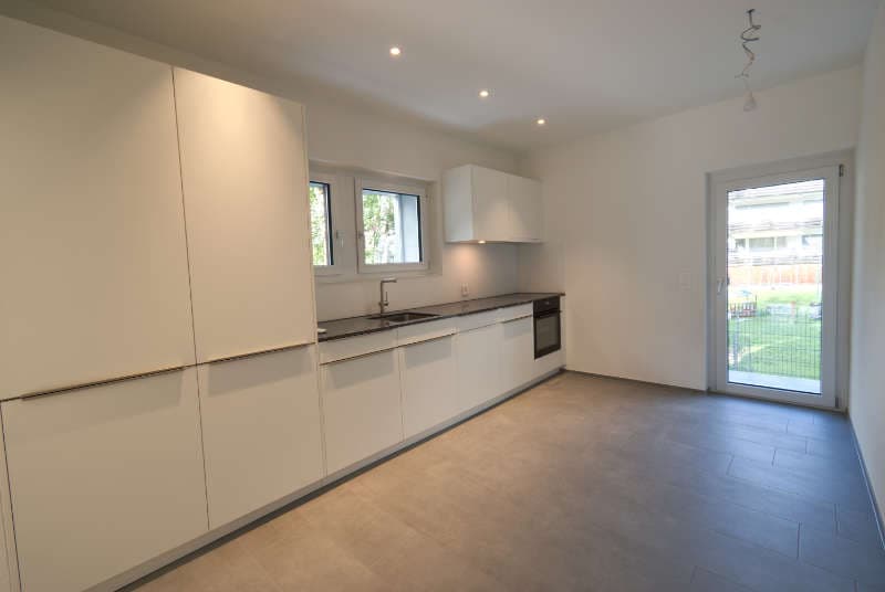 Modern, new first-time home with beautiful terrace (3)