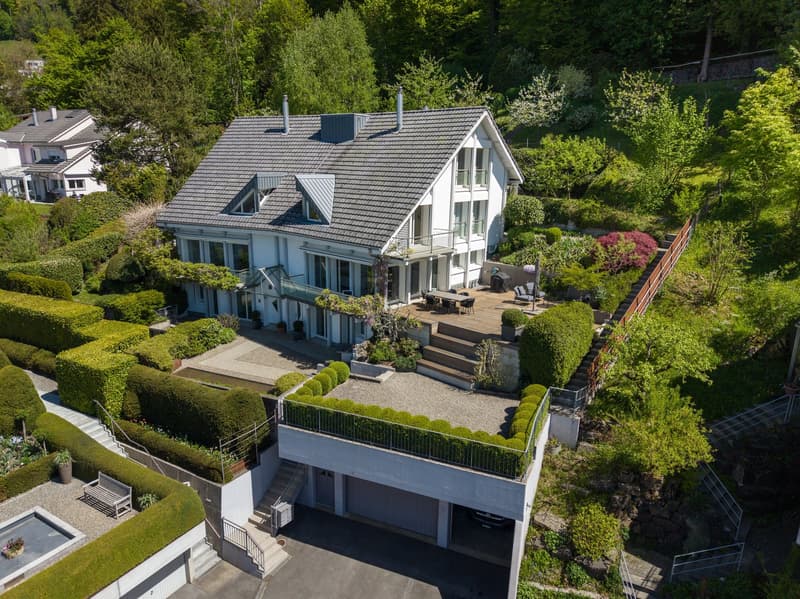 Habiter au bord de la forêt – 6,5 pièces avec vue panoramique et potentiel d'agrandissement (5)