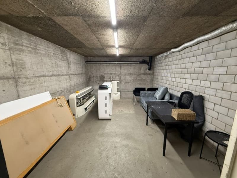 Archiv / Lagerraum / Werkstatt ca. 21 m2 mit Direktzugang aus Garage (2)