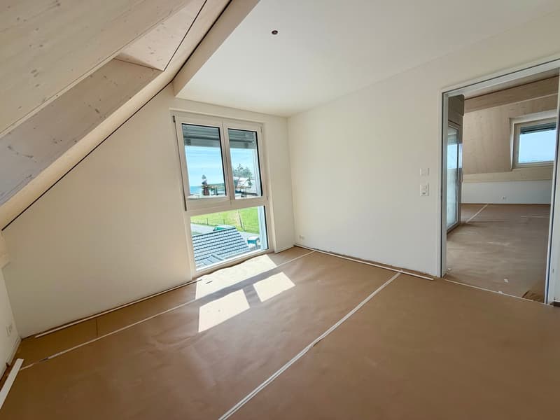 Appartamento-mansarda moderno di 3,5 locali in un edificio nuovo a Truttikon – disponibile per l'affitto da ottobre 2026 (7)