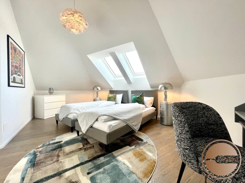 PENTHOUSE MIT AUSSICHT IM HERZEN WIEDIKONS  / PENTHOUSE WITH VIEW IN THE HEART OF WIEDIKON (7)