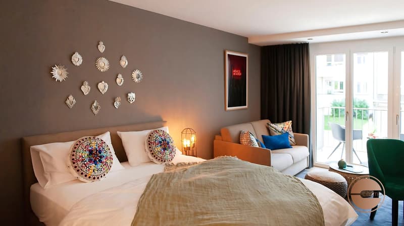 URBAN ARTISAN - SENIOR STUDIO BALCONY SERVICED APARTMENT (2)