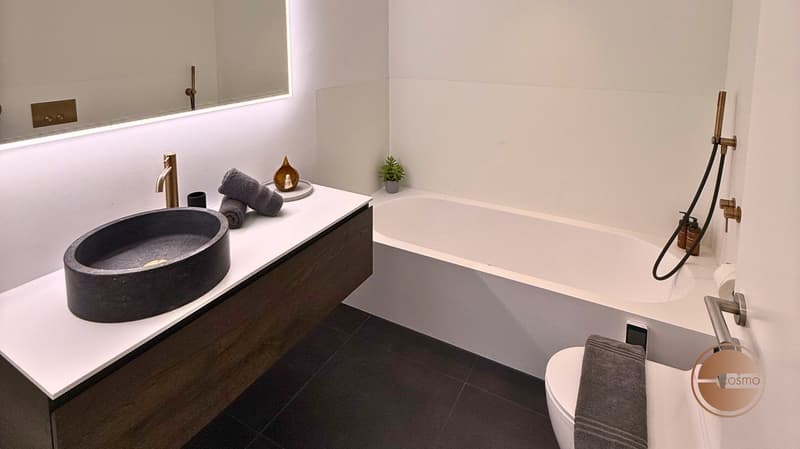 EXKLUSIVE ATTIKAWOHNUNG MIT ATEMBERAUBENDER AUSSICHT / EXCLUSIVE PENTHOUSE WITH BREATHTAKING VIEWS (9)
