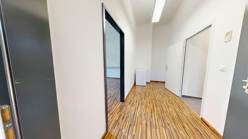 2 bureaux lumineux au rez-de-chaussée, 56 m2 (6)