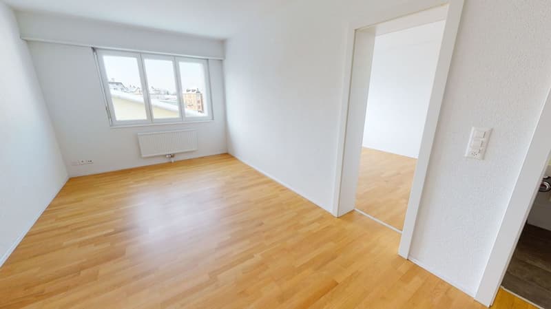 Appartamento moderno cerca nuovo inquilino (5)