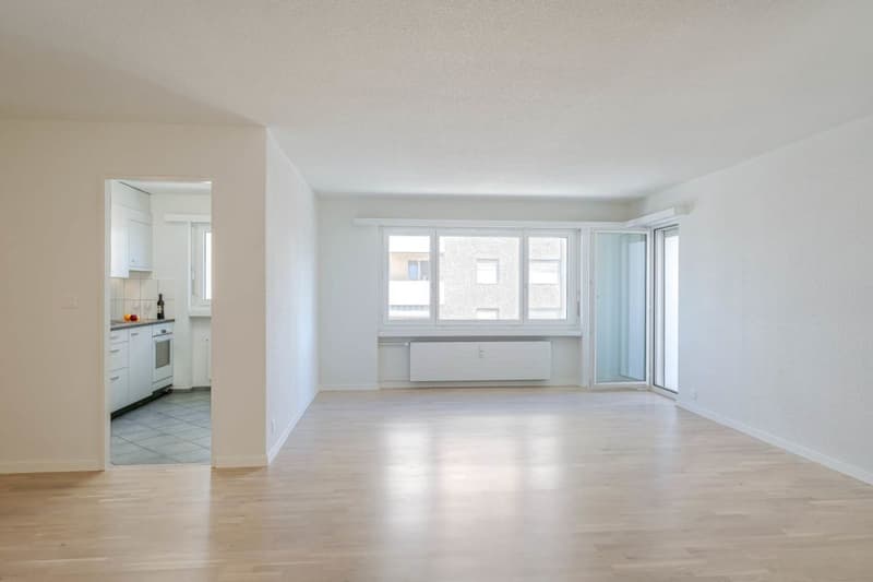 Attraktive 3.5 Zimmer Wohnung (2)