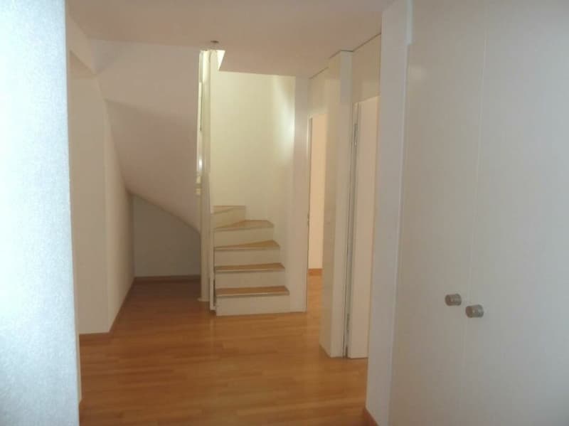Bright 5.5 room maisonette apartment in the city center - limited until 31.03.2027 (2)