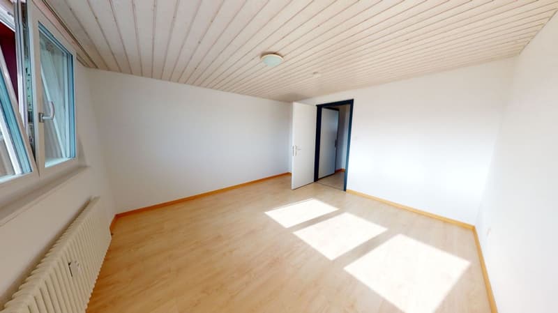 Schöne 2.5 Zimmer-Dachwohnung an guter Lage (9)